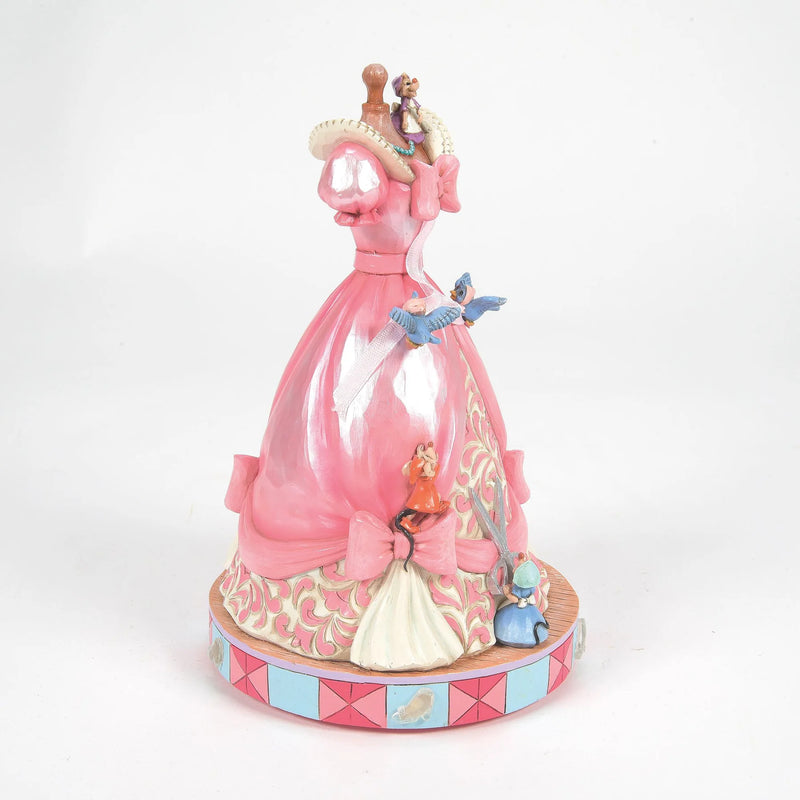 Figurine Disney Traditions Jim Shore – Cendrillon – La robe rose musicale