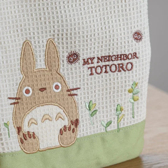 Petit sac à main gaufré Totoro – Studio Ghibli (22 cm)