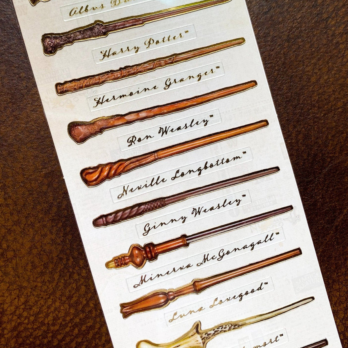 HARRY POTTER-Planche de stickers des baguettes magiques des personnages des films